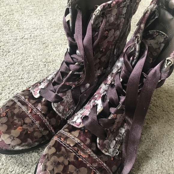🍁Satin Ribbon Lace Up Velvet Floral Boots - Picture 1 of 11
